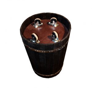 Wooden barrels and wooden buckets