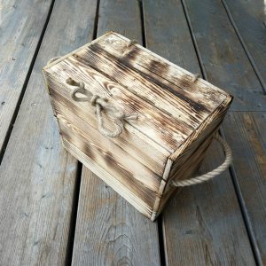 Koka dāvanu kastes