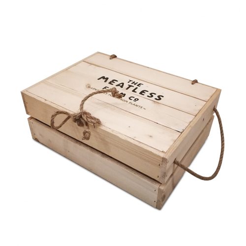 Wooden boxes with jute cord